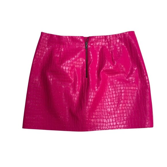 Like New Alice + Olivia Hot Pink Faux Leather Croc Mini Skirt Size 4 - Picture 2 of 5